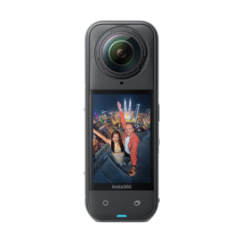 Insta360 X5
